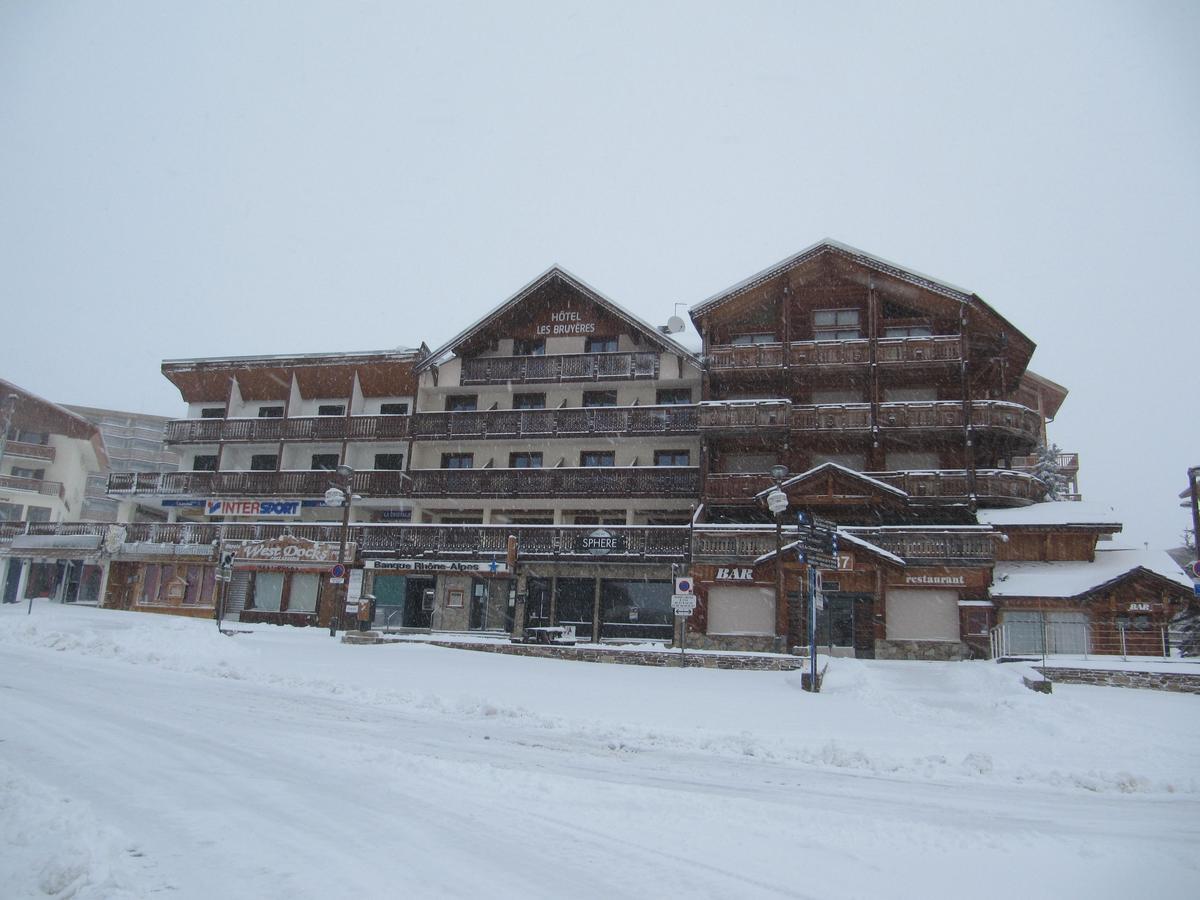 Hotel Les Bruyeres Alpe d'Huez Exterior photo